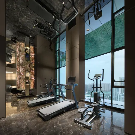 SR E-Sports Hotel (Chengdu Sanli Plaza Haichang Road Subway Station)