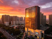 Vienna International Hotel (Xi'an North Railway Station Administrative Center) - Esports