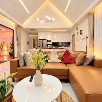 Anya poolvilla pattaya Hotels near Wat Khao Din Temple