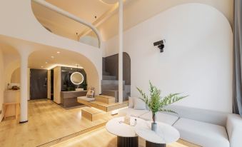 Accommodation designer (Kunlun Imperial Inn, South Inner Ring)