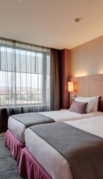 Hotels near Nike Factory Store Parque Montigala, Badalona (from  SGD26/night) | Trip.com