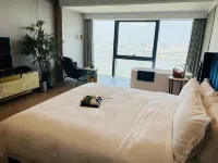 Shell Hotel (World Trade Fair Yangtze River at Lanjiang Road Metro Station)