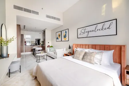 Unlock J One Downtown Dubai Отели рядом с достопримечательностью «Sky Views Observatory»