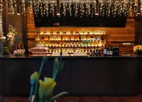 Jolie Vue Bontique Hotel（Elephant Trunk Hill and Two Rivers and Four Lakes ） - bar