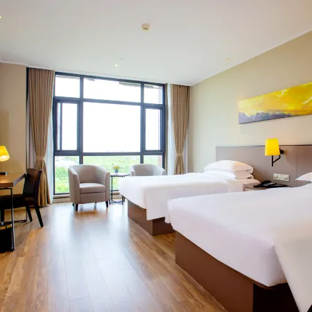 Homeinn Plus Hotel (Xi`an Xianyang International Airport T3 Terminal)