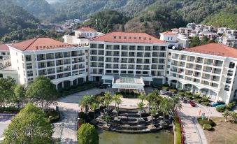 Xihai Hot Spring Holiday Hotel