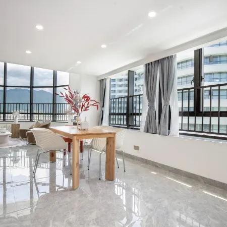 Zhaoqing · Starisland Starisland Family Lakeview Hotel (Qixingyan East Gate Square Branch)