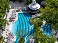فندق وسبا ذا رويال بارادايس Hotels near مجمع بارادايس باتونغ
