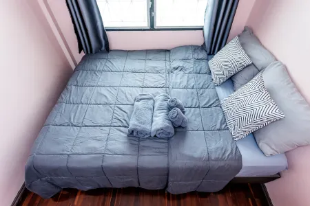 Baan Mee Suk Ayutthaya Отели рядом с достопримечательностью «Wihan Phra Mongkhon Bophit»