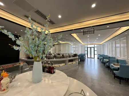 Xana Hotelle (Suncun country garden, Jinan) Отели рядом с достопримечательностью «Shandong Hiteam Institute of Software Engineering»