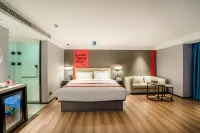 Open Hey E-sports Hotel