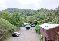 Crown Hotel - parking