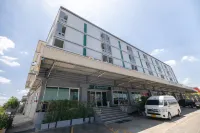 골든 제이드 수완나품 로빈슨 라이프스타일 랏끄라방 주변 호텔