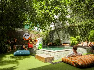 MAD Monkey Hostel Phnom Penh