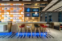 Ibis Hotel (Deqing Geographic Information Town)