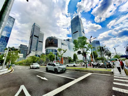 星辰主題公寓（廣州番禺天河城南村萬博地鐵站店）