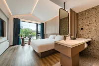Hangzhou West Lake Hefangjie Banland Hotel Hotels near Zhejiang Vocational Academy of Art Dongguan Campus