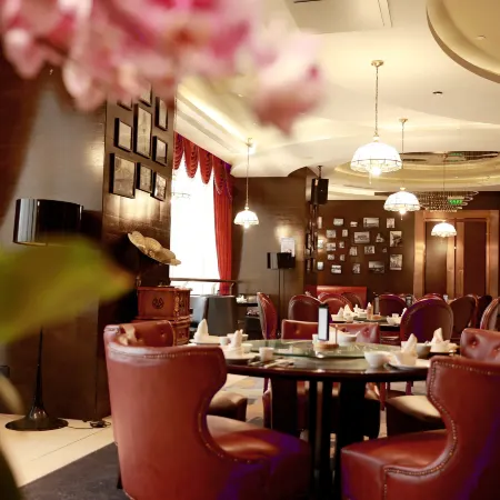 Crowne Plaza WUXI TAIHU by IHG Отели в г. Уси