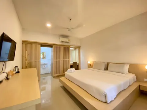 Deluxe Doubled Bed With Garden View