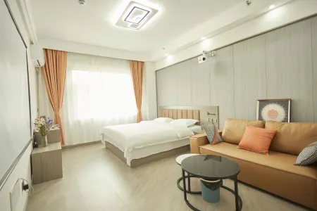 Kaichun Homestay (Mudanjiang Wanda Plaza) Отели рядом с Аэропорт Муданьцзян
