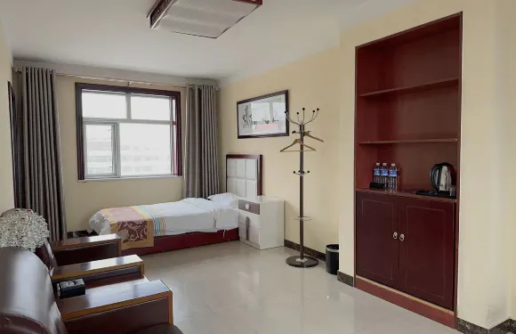 康保康遠假日快捷酒店