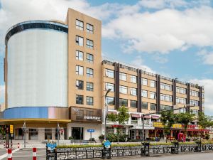 Crossing E-sports Hotel (Pingyang Lijiang Yintai Branch)