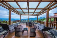 Clouds & Terraces Hotel