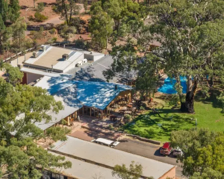 Discovery Resorts - Wilpena Pound Hotels in Flinders Ranges