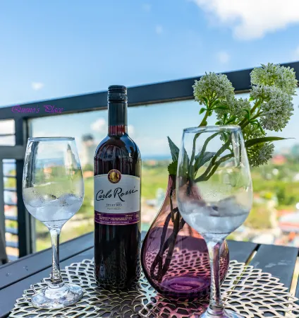 Ocean Suites at One Pacific Residence - Mactan Newtown Отели рядом с достопримечательностью «Мактан»