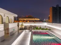 Xiamen Jiye Yishu Hotel (Xiamen North Railway Station Jimei Avenue Subway Station) Hotels near Jimei