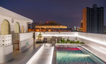 3. Xiamen J..