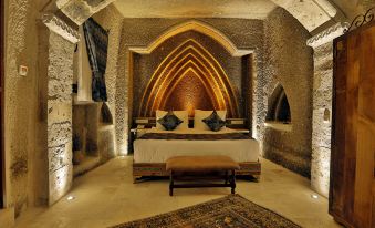 Şah Saray Cave Suites Halal Hotel