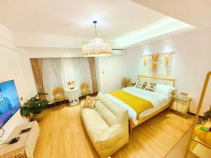 Chengdu Zhaishi Xiaozhai Homestay (Wuhou Wanda Xuanxihui Branch)