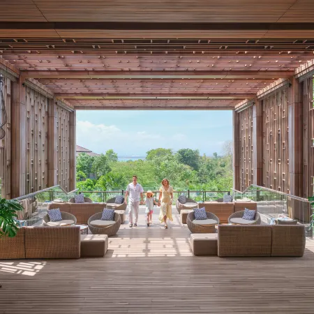 Mövenpick Resort & Spa Jimbaran Bali Отели рядом с достопримечательностью «Пляж Джимбаран»