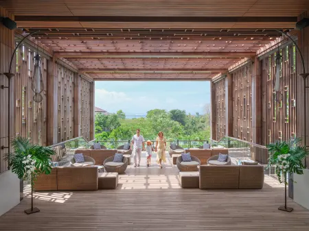 Mövenpick Resort & Spa Jimbaran Bali Отели рядом с достопримечательностью «Karma Spa at Karma Jimbaran»