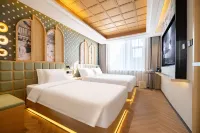 梔子·藝術民俗丨Designer Hotel 酒店 （延吉延邊大學網紅牆店） 鄰近延吉市歷史文化博物館的酒店