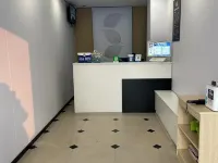 Lihua Town Business Hotel (Beijing Daxing Branch) Hotels near Daxing