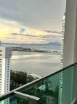 Leisure 1Bedroom Balcony Suites Gurney فنادق في تيمور لاوت بولاو بينانج