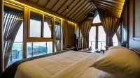 Shen Mushan · Yunduoli Homestay Hotels in Muchuan