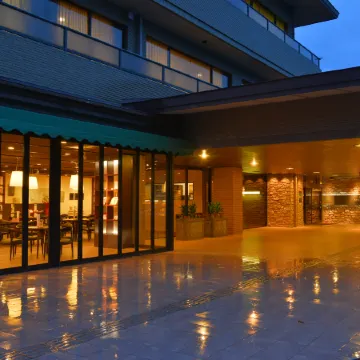 Hotel Binario Saga Arashiyama Отели рядом с достопримечательностью «Тэнрю-дзи»