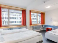 Hotel Marta - 1950’s architecture in Zurich’s vibrant old town, near main station Отели рядом с достопримечательностью «Музей Хельмхаус»