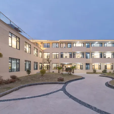 Jinyun Songliu Zhoupan Homestay (Xiandu Scenic Area)