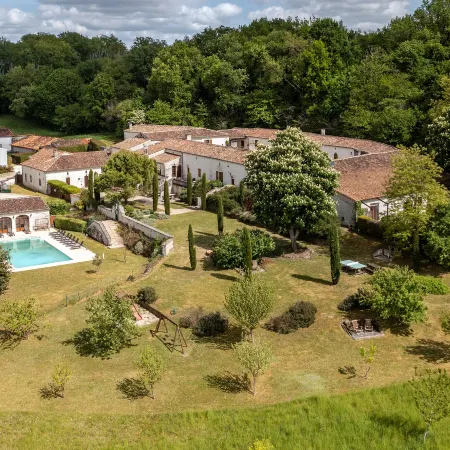 Le Relais de Saint-Preuil, the Originals Relais Vignes du Cognac