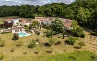 Le Relais de Saint-Preuil, the Originals Relais Vignes du Cognac 쟈흐낙 호텔