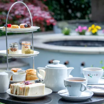 Bedford Hotel Отели рядом с достопримечательностью «Конференц-центр Conway»