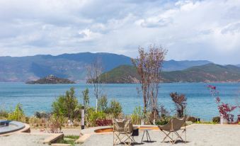 Baiyun Jinsu Lake View Holiday Hotel
