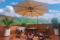 Xinyuan JinXiu DongCheng Grand Hotel Hotels in Xinyuan