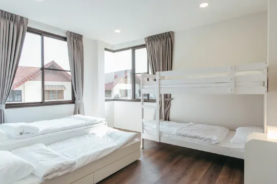 พูลวิลล่า 5 ห้องนอน