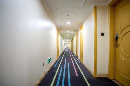 Netfish e-sports Hotel (Shanghai Hongqiao Railway Station)