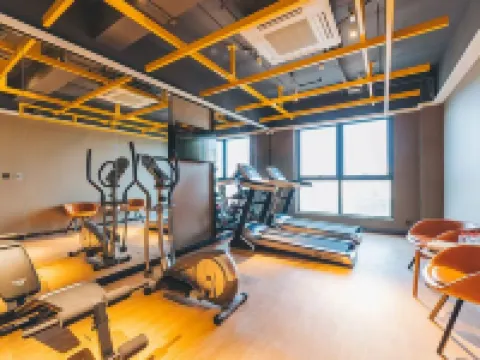 LAN Tai Hotel (Aksu Taibai Shopping Center Branch) Hoteles en Ciudad de Aksu